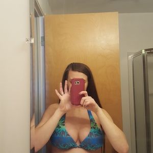 Swim suit top and bottom